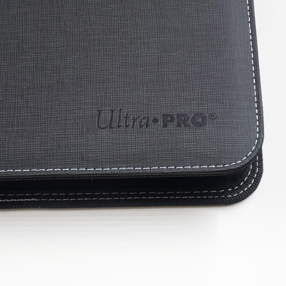 4-Pocket TOPLOADER® Zippered Premium PRO-BINDER® - Image 12