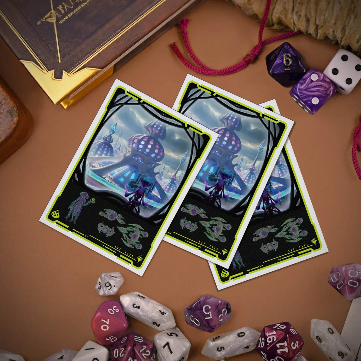 Edge of Eternities Uthros, Titanic Godcore 105ct APEX DECK PROTECTOR® for Magic: The Gathering