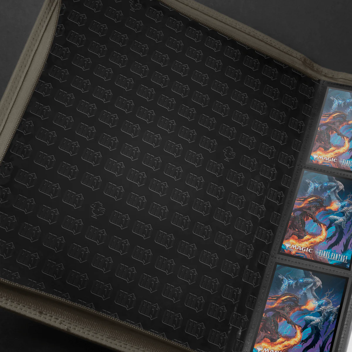Magic: The Gathering®—FINAL FANTASY™ Sephiroth, Planet’s Heir 9-Pocket Premium Zippered PRO-BINDER® - Image 4
